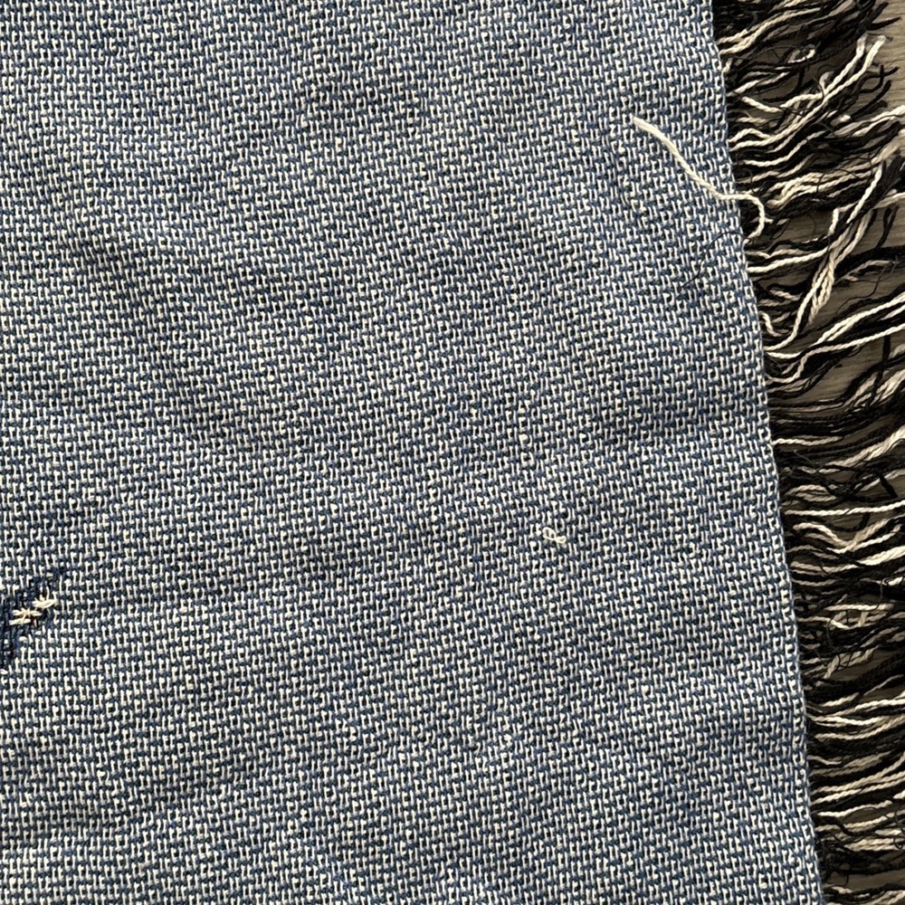 Taylor Swift 1989 Taylor's Version Seagull Woven Blue Blanket preowned few snags - Picture 7 of 12